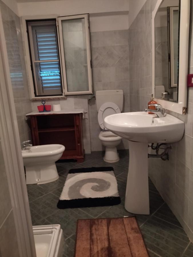 Appartamento Casa Leonardo Tertenìa Esterno foto